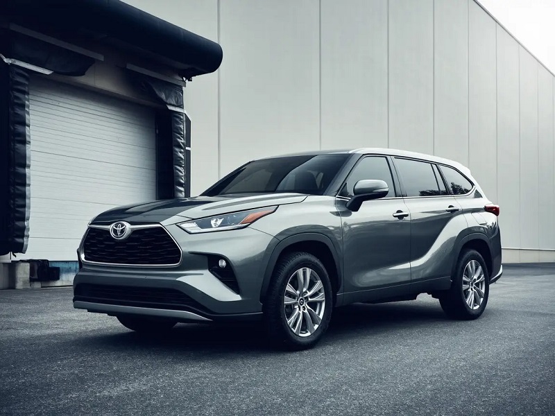 टोयोटा हाइल्यान्डर घरेलु रूपमा राम्रो बिक्री भइरहेको छ र विश्वव्यापी रूपमा विस्तार भइरहेको छ